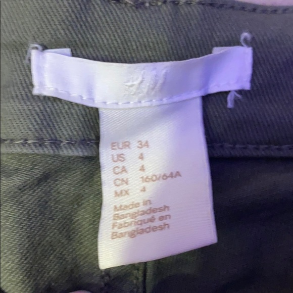 Olive Green Jean shorts!! size 4💓 - Picture 2 of 2